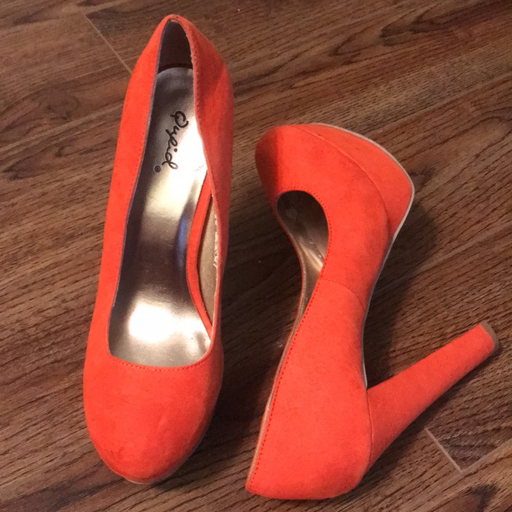 Qupid Orange Platform Round Toe Platform Heels 7.5 - image 3